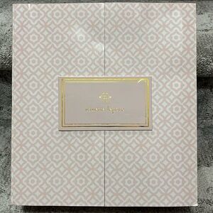 Nanette Lepore Athletic Accessory Set